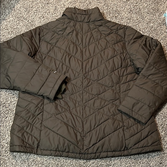 Columbia Women’s Quilted Puffer Jacket - Olive Green - Picture 6 of 6